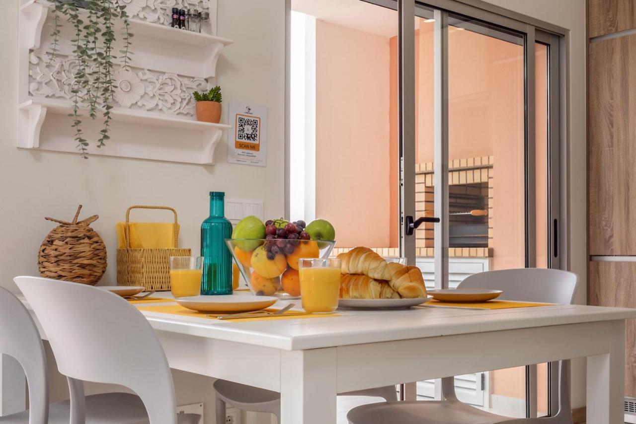 Sunny Brand New 2-Bedroom Apt - 500M From Praia Da Rocha With Ac And Pool! Portimao Exterior photo