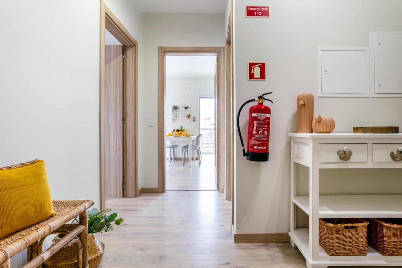 Sunny Brand New 2-Bedroom Apt - 500M From Praia Da Rocha With Ac And Pool! Portimao Exterior photo